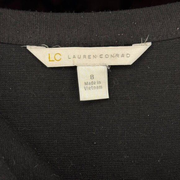 Simple Classic Black Skater Skirt - Picture 3 of 3